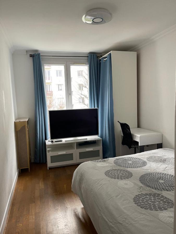 Petit Nid Douillet Chez L'Habitant Apartment Bois-Colombes Екстериор снимка