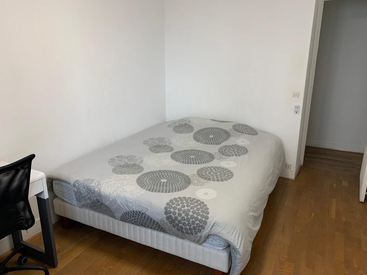 Petit Nid Douillet Chez L'Habitant Apartment Bois-Colombes Екстериор снимка